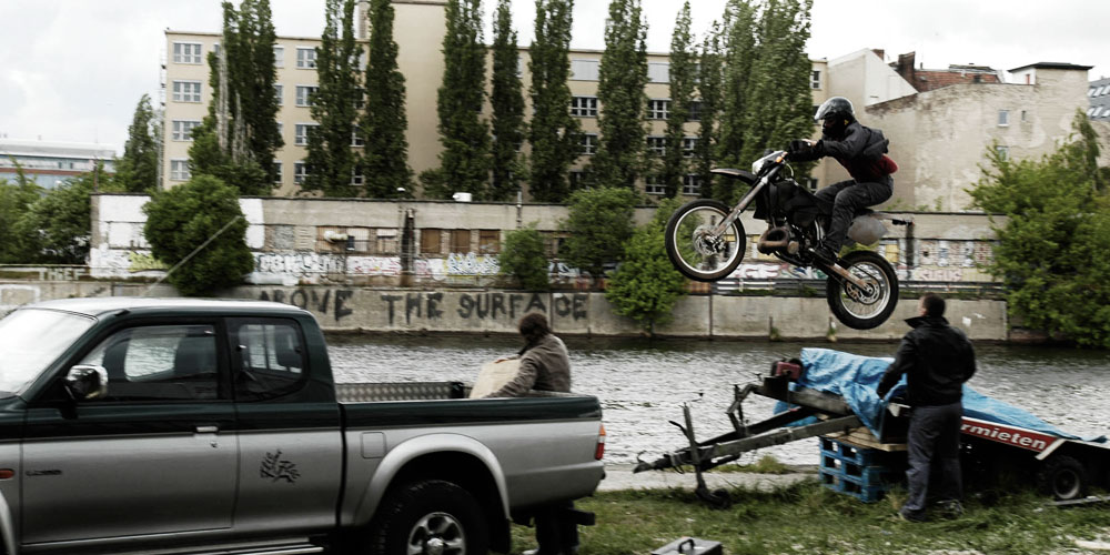 Jump Stunt mit dem Motorrad